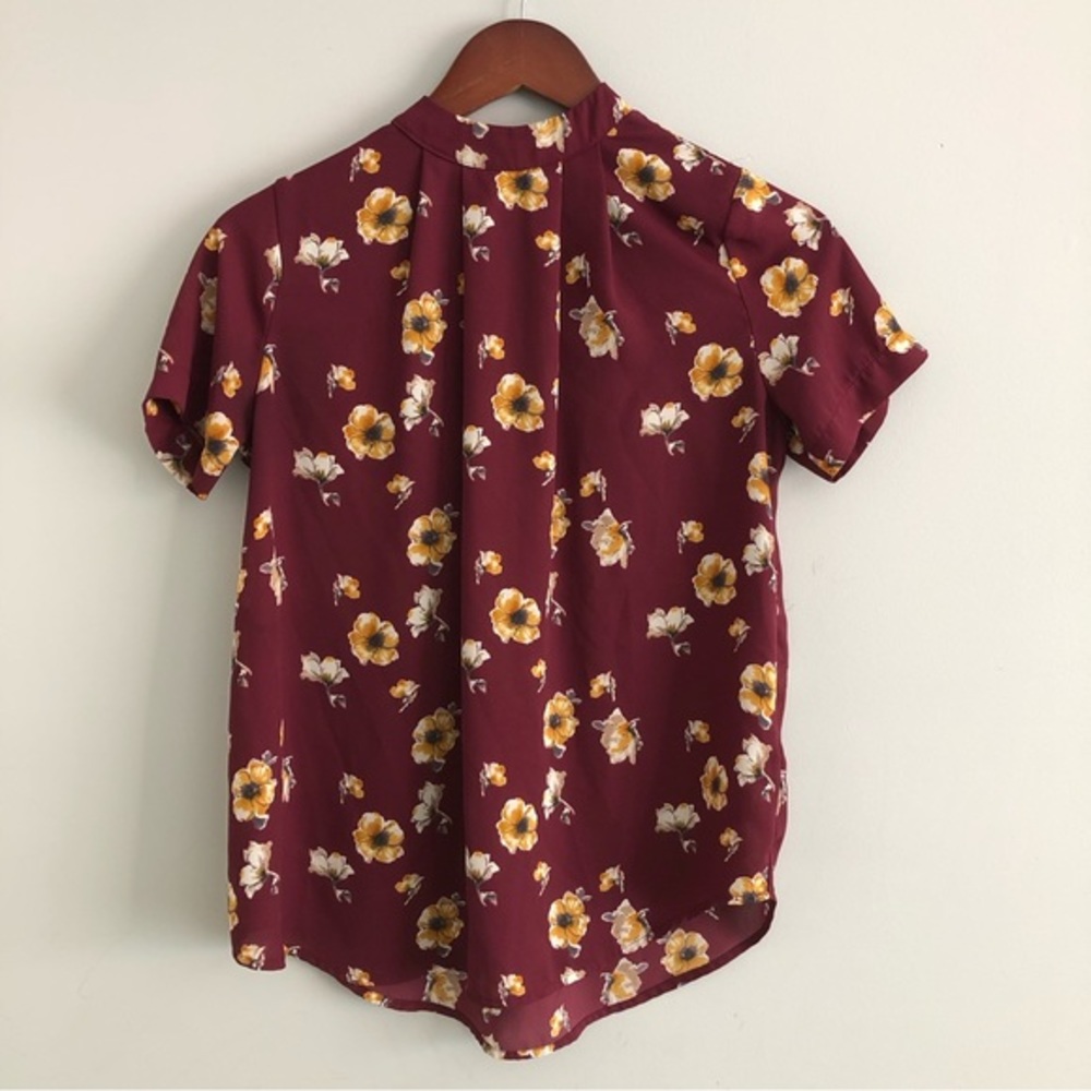 Sienna Sky Floral Top Burgundy Size XS